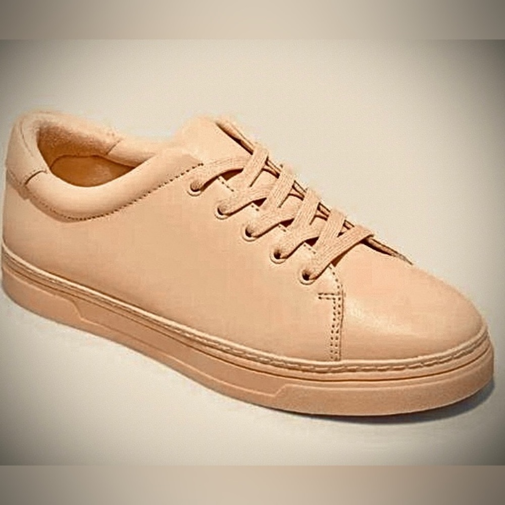 Memory Foam Cecily Sneakers- a new day (Size 5) Tan